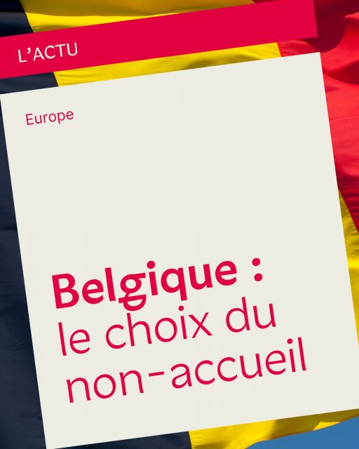 🔴 En Belgique, les conditions d’hébergement et d’accueil des personnes exilées ne cessent de se dégrader malgré les alertes lancées par de nombreuses associations depuis 2021. 

Au pouvoir depuis 2025, le nouveau gouvernement poursuit un tournant restrictif en matière de politiques d’accueil, cherchant à dissuader les personnes en recherche de protection internationale de s’installer dans le pays. 

Pourtant, contrairement à la théorie de l’« appel d’air », largement démentie par les faits, les politiques de dissuasion n‘empêchent pas les personnes de migrer et conduisent surtout à des atteintes aux droits fondamentaux. 

🔎 Comme le montre @amnesty dans son rapport « Ni logé·e·s, ni écouté·e·s » (2025), les autorités belges respectent de moins en moins leurs obligations en matière d’accès à l’hébergement, aux soins et à l’hygiène. Et ce, malgré les multiples condamnations de l’État. 

👉 Pour en savoir plus, retrouvez notre décryptage en suivant le lien en bio.